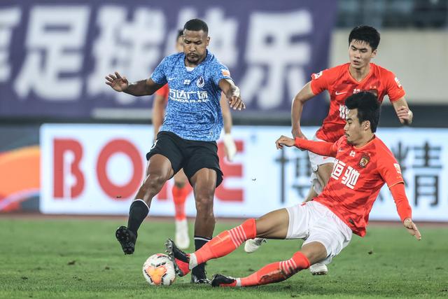 约基奇40+13爱德华兹低迷 掘金大胜森林狼3-2